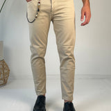 JEANS BEIGE CON CATENA